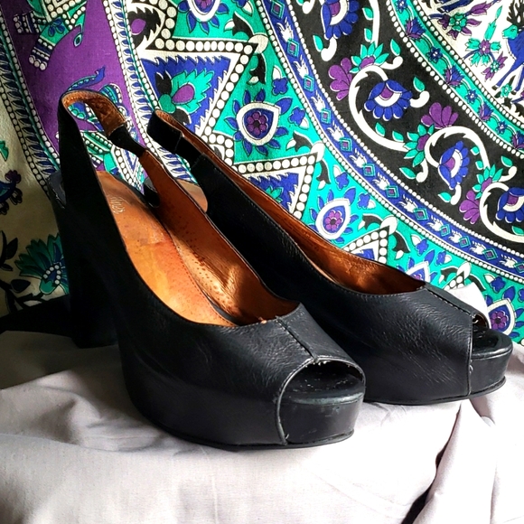 Wittner Parkleys Leather Shoes - Picture 4 of 5